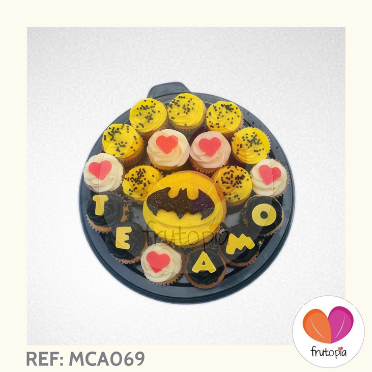 Minicupcakes BATMAN REF: MCA069